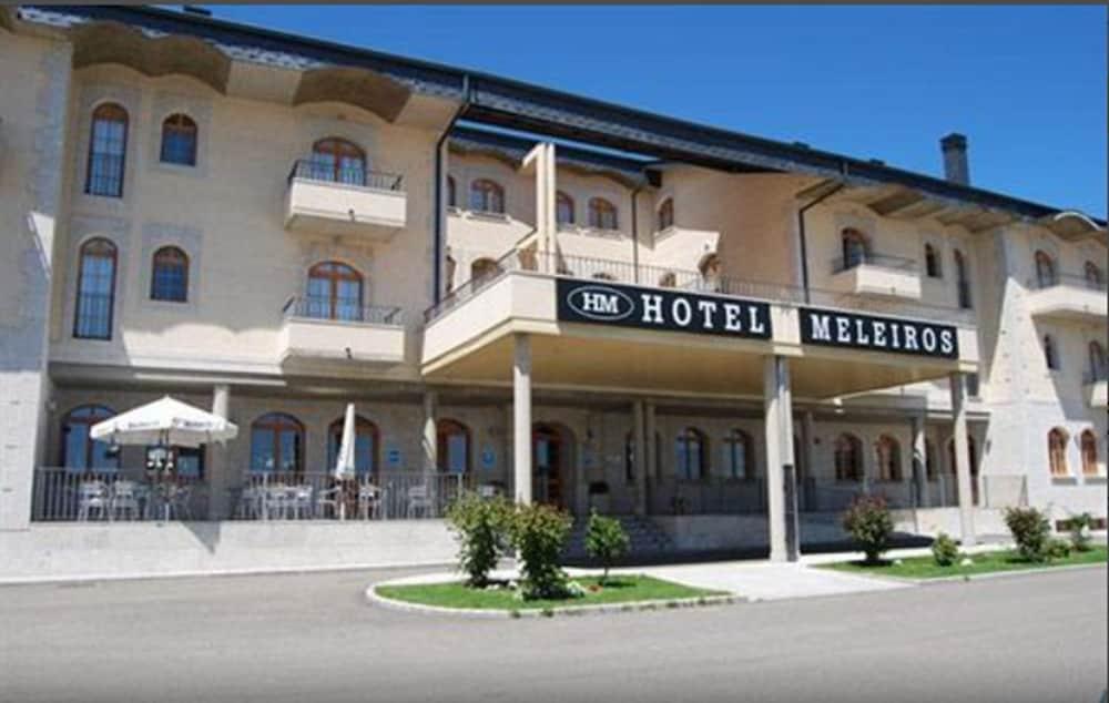 Hotel Meleiros Castro De Sanabria Eksteriør bilde