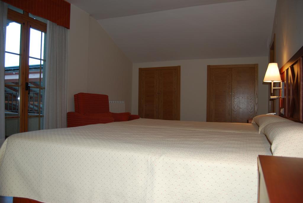 Hotel Meleiros Castro De Sanabria Eksteriør bilde